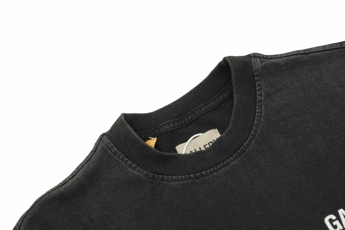 GALLERY DEPT New T-shirt D19