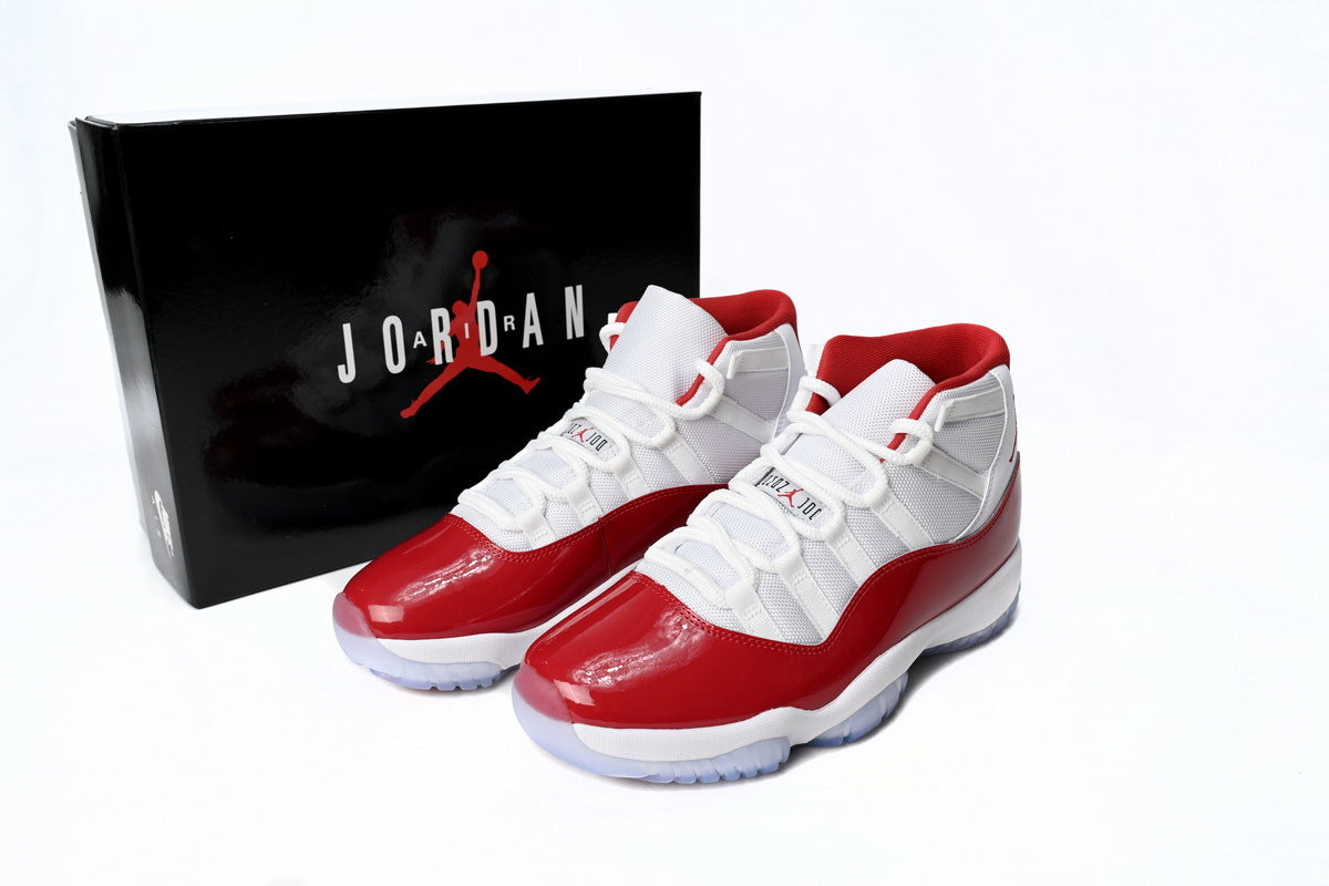 AJ 11 Retro Cherry