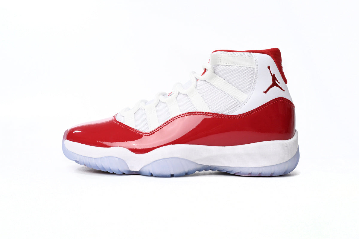 AJ 11 Retro Cherry